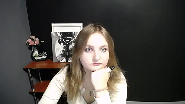 Mystic nikole online show from 9, 10, 2025