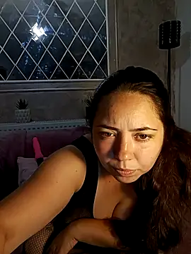 Snapshot of youdoll chatting on 27, 9, 2025 youdoll online show from 27, 9, 2025