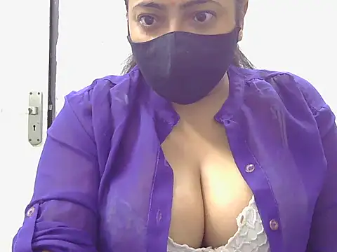 Cute Girl51 online show from 2, 11, 2025