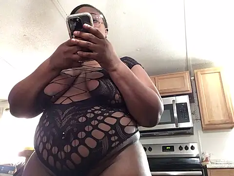 Milkcoco online show from 14, 11, 2025