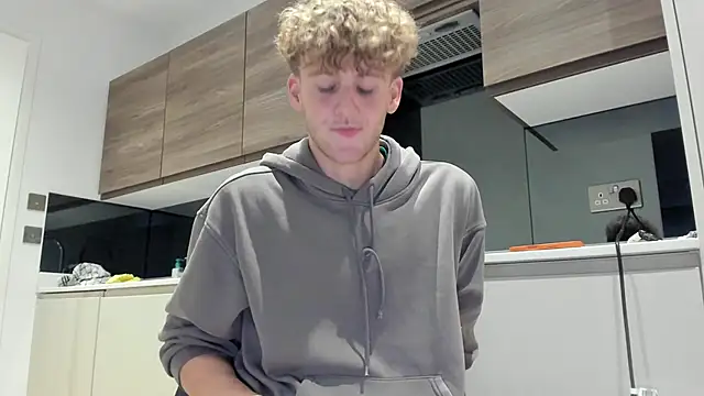 DominantAlex18 online show from 15, 11, 2025