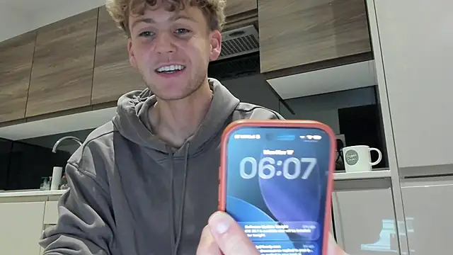 DominantAlex18 online show from 17, 11, 2025