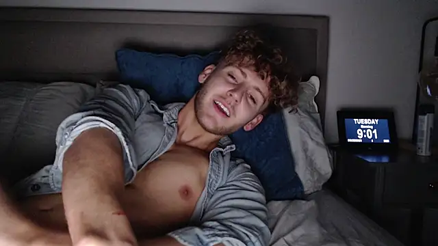 DominantAlex18 online show from 2, 12, 2025