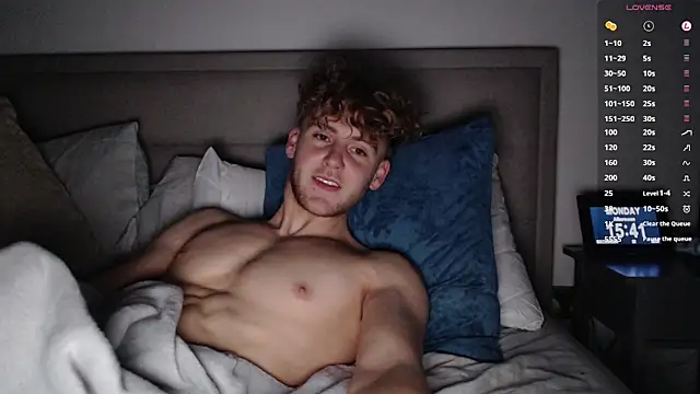 DominantAlex18 online show from 22, 12, 2025