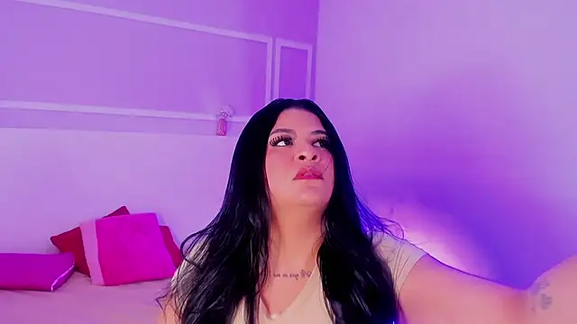 Snapshot of TianaGlow26 chatting on 13, 2, 2026 TianaGlow26 online show from 13, 2, 2026