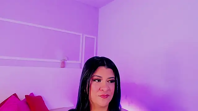 Snapshot of TianaGlow26 chatting on 14, 2, 2026 TianaGlow26 online show from 14, 2, 2026