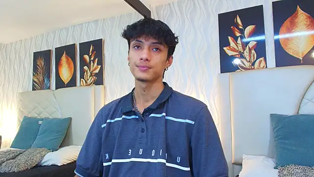 Lean Portman online show from 4, 11, 2025