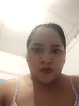 Snapshot of Angelly_ricura chatting on 4, 7, 2026 Angelly ricura online show from 4, 7, 2026
