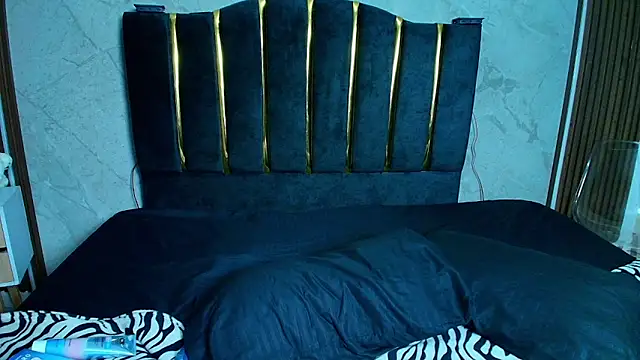 Aria  Lakshmi online show from 9, 10, 2025