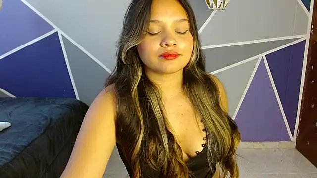 Charlotte greyx online show from 23, 10, 2025