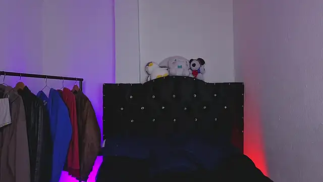 Otter Star online show from 16, 9, 2025