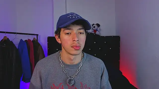 Otter Star online show from 17, 9, 2025