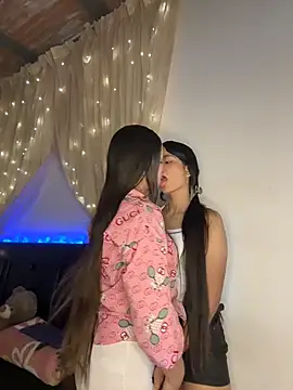 Ashley and Zoe online show from 10, 1, 2026