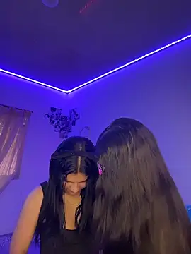 Ashley and Zoe online show from 9, 5, 2026