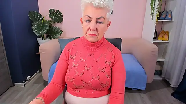 HotandMature online show from 2, 11, 2025