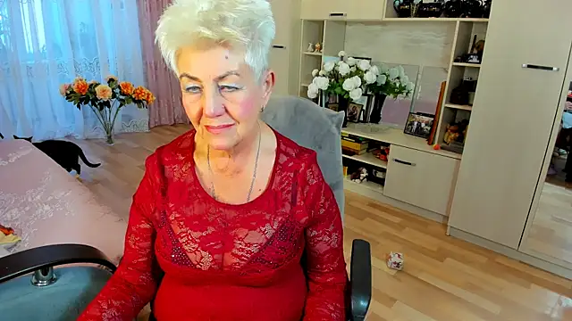 Snapshot of HotandMature chatting on 15, 1, 2026 HotandMature online show from 15, 1, 2026