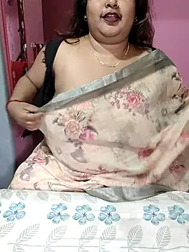 Snapshot of hotbhabhi011 chatting on 15, 1, 2026 hotbhabhi011 online show from 15, 1, 2026