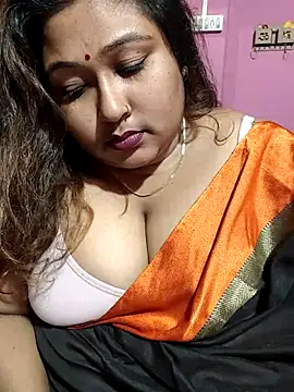 Snapshot of hotbhabhi011 chatting on 19, 1, 2026 hotbhabhi011 online show from 19, 1, 2026