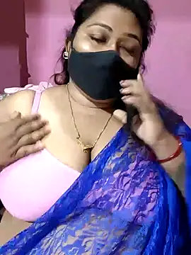 Snapshot of hotbhabhi011 chatting on 12, 6, 2026 hotbhabhi011 online show from 12, 6, 2026