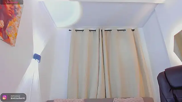 Snapshot of adrian_ray chatting on 14, 4, 2026 adrian ray online show from 14, 4, 2026