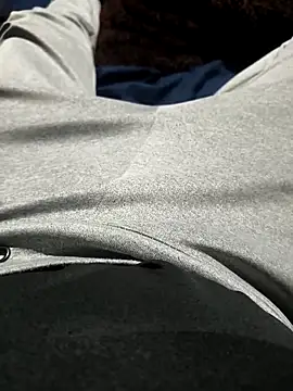 Snapshot of Aaia93 chatting on 15, 4, 2026 Aaia93 online show from 15, 4, 2026