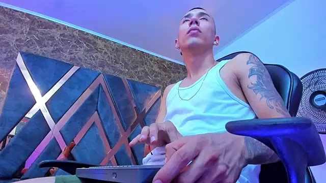 Justin Lakee online show from 13, 9, 2025