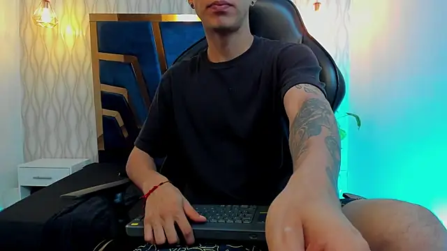 Justin Lakee online show from 16, 10, 2025