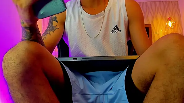 Justin Lakee online show from 17, 10, 2025