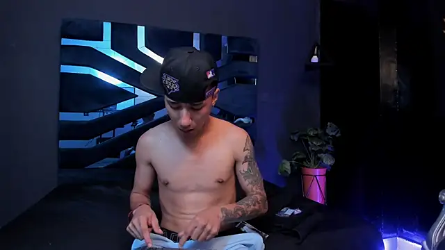 Justin Lakee online show from 21, 10, 2025