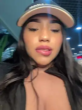 SofiaWildee online show from 14, 6, 2026