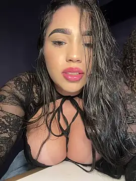 SofiaWildee online show from 18, 6, 2026
