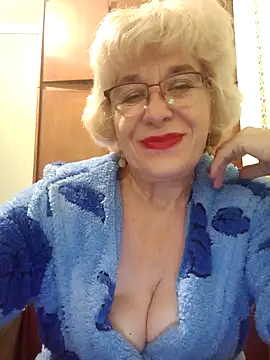 Snapshot of 52MiaLove02 chatting on 23, 10, 2025 52MiaLove02 online show from 23, 10, 2025