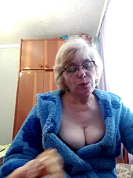 Snapshot of 52MiaLove02 chatting on 18, 4, 2026 52MiaLove02 online show from 18, 4, 2026