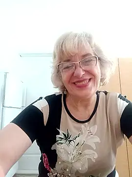 Snapshot of 52MiaLove02 chatting on 8, 5, 2026 52MiaLove02 online show from 8, 5, 2026