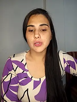 kariciasecreta online show from 12, 9, 2025