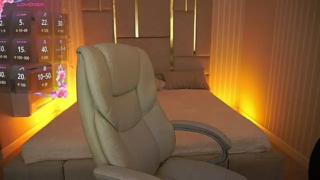 MirielleNymph online show from 6, 10, 2025