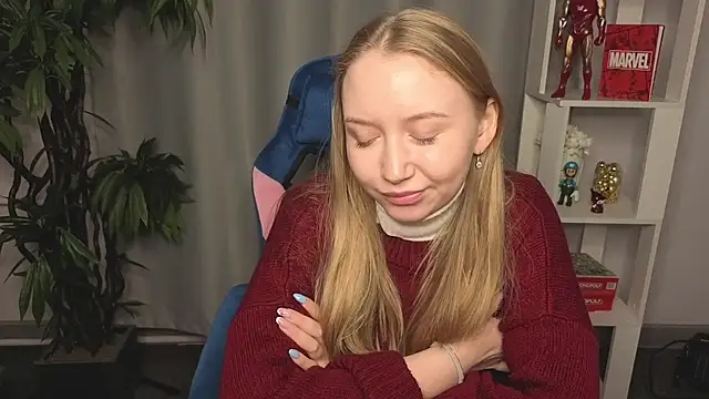 JulieGreen online show from 2, 11, 2025