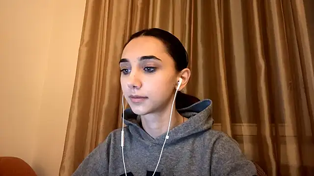 LinaMour online show from 25, 9, 2025