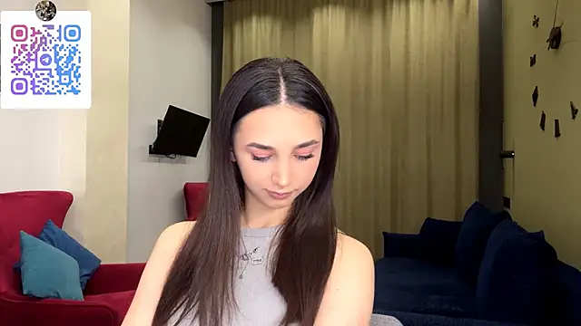 LinaMour online show from 5, 2, 2026