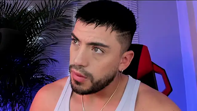 Alexander Diiaz online show from 4, 10, 2025