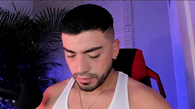 Alexander Diiaz online show from 6, 10, 2025