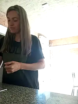 Snapshot of Heisi-Sex chatting on 20, 9, 2025 Heisi-Sex online show from 20, 9, 2025