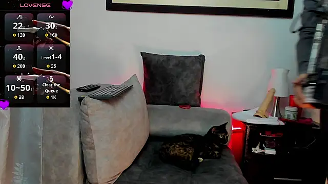 BrendaRousee online show from 11, 9, 2025
