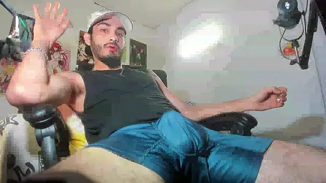 LovexJuxn  online show from 21, 11, 2025