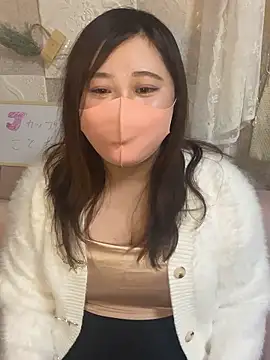 Snapshot of kotone_blossom_x chatting on 4, 11, 2025 kotone blossom x online show from 4, 11, 2025