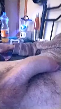 Snapshot of viktor30sm chatting on 26, 10, 2025 viktor30sm online show from 26, 10, 2025