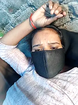 Manvi tyagi online show from 6, 10, 2025