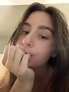 freakylittlebitch69 online show from 12, 9, 2025