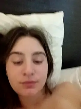 freakylittlebitch69 online show from 26, 9, 2025