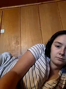 Snapshot of YoungLiisaxx chatting on 27, 9, 2025 YoungLiisaxx online show from 27, 9, 2025